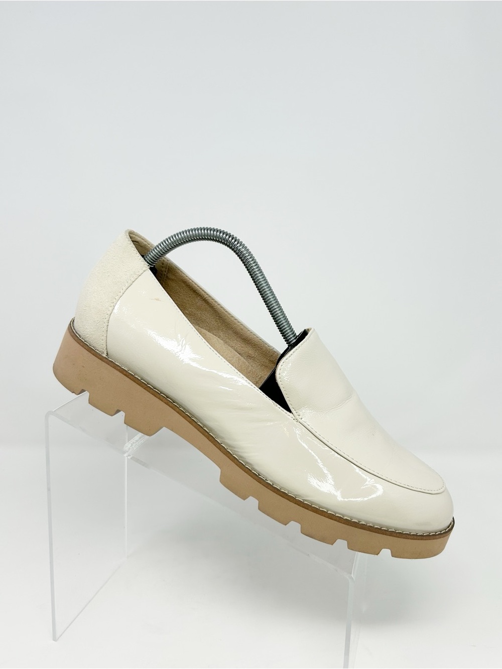 Vionic Kensley Womens Penny Loafer Slip-On Shoes Ivory Lug Sole Comfort Size 11